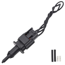 Cargar imagen en el visor de la galería, Sensor Temperatura Carga Aire Walker Products 210-91042 - Mi Refacción
