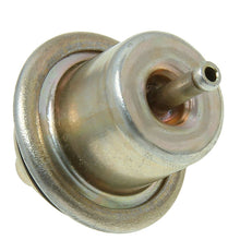 Cargar imagen en el visor de la galería, Regulador Presión Gasolina Walker Products 255-1086 - Mi Refacción