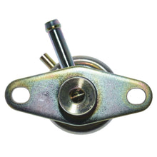 Cargar imagen en el visor de la galería, Regulador Presión Gasolina Walker Products 255-1112
