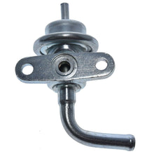 Cargar imagen en el visor de la galería, Regulador Presión Gasolina Walker Products 255-1123 - Mi Refacción