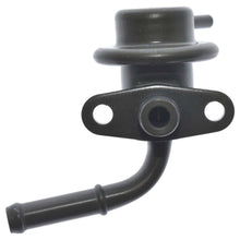 Cargar imagen en el visor de la galería, Regulador Presión Gasolina Walker Products 255-1139 - Mi Refacción