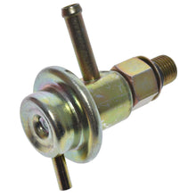 Cargar imagen en el visor de la galería, Regulador Presión Gasolina Walker Products 255-1145 - Mi Refacción