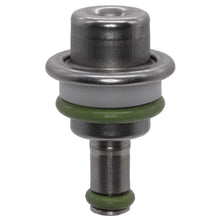 Cargar imagen en el visor de la galería, Regulador Presión Gasolina Walker Products 255-1203