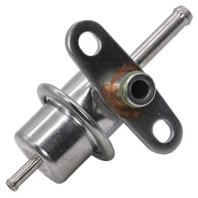 Cargar imagen en el visor de la galería, Regulador Presión Gasolina Walker Products 255-1211