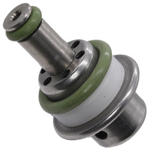 Cargar imagen en el visor de la galería, Regulador Presión Gasolina Walker Products 255-1212
