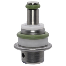 Cargar imagen en el visor de la galería, Regulador Presión Gasolina Walker Products 255-1213