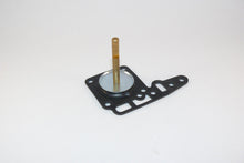 Cargar imagen en el visor de la galería, Bomba Carburador Walker Products 64-70