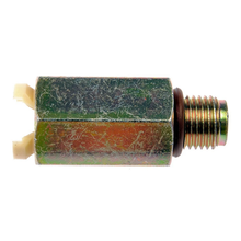 Cargar imagen en el visor de la galería, Conector Línea De Enfriador De Aceite Dorman 800-714 - Mi Refacción