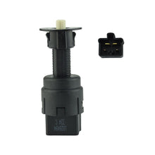 Cargar imagen en el visor de la galería, Módulo Interfaz Interruptor Luz Freno Kem Egk-709 - Mi Refacción