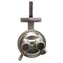 Cargar imagen en el visor de la galería, Bomba Gasolina Mecánica Delphi Mf0018 - Mi Refacción