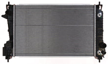 Cargar imagen en el visor de la galería, Radiador Premier Cooling Pr13248 - Mi Refacción