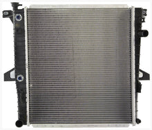Cargar imagen en el visor de la galería, Radiador Premier Cooling Pr2173 - Mi Refacción