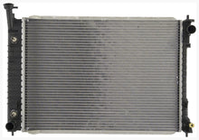 Cargar imagen en el visor de la galería, Radiador Premier Cooling Pr2259 - Mi Refacción