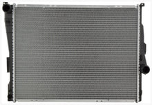 Cargar imagen en el visor de la galería, Radiador Premier Cooling Pr2636 - Mi Refacción
