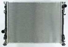 Cargar imagen en el visor de la galería, Radiador Premier Cooling Pr2766 - Mi Refacción