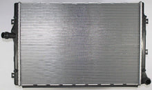 Cargar imagen en el visor de la galería, Radiador Premier Cooling Pr2822 - Mi Refacción
