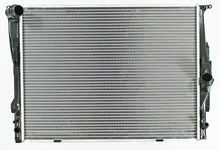 Cargar imagen en el visor de la galería, Radiador Premier Cooling Pr2882 - Mi Refacción