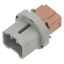 Cargar imagen en el visor de la galería, Tomacorriente Luz Trasera Standard S2600 - Mi Refacción