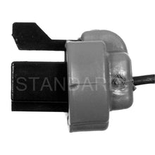 Cargar imagen en el visor de la galería, Conector Arnés Switch Cierre Compresor A C Standard S-1834 - Mi Refacción