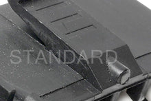 Cargar imagen en el visor de la galería, Conector Switch Luz De Freno Standard S-749 - Mi Refacción