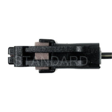 Cargar imagen en el visor de la galería, Conector Bobina Clutch Hvac Standard S-942 - Mi Refacción