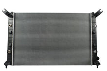 Cargar imagen en el visor de la galería, Radiador Deyac 13301Usa26Mmta - Mi Refacción