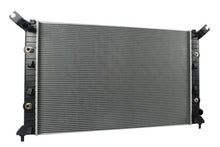 Cargar imagen en el visor de la galería, Radiador Deyac 13301Usa26Mmta - Mi Refacción