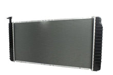 Cargar imagen en el visor de la galería, Radiador Deyac 1489Usa32Mm - Mi Refacción