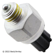 Cargar imagen en el visor de la galería, Switch Luz Reversa Beck Arnley 201-1885 - Mi Refacción