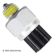 Cargar imagen en el visor de la galería, Switch Luz Reversa Beck Arnley 201-1885 - Mi Refacción