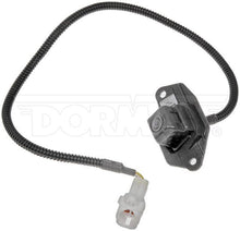 Cargar imagen en el visor de la galería, Cámara Reversa Dorman 590-120 - Mi Refacción