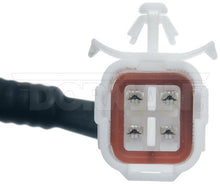 Cargar imagen en el visor de la galería, Cámara Reversa Dorman 590-120 - Mi Refacción