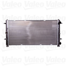 Cargar imagen en el visor de la galería, Radiador Valeo 732397 - Mi Refacción