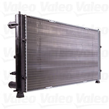 Cargar imagen en el visor de la galería, Radiador Valeo 732397 - Mi Refacción
