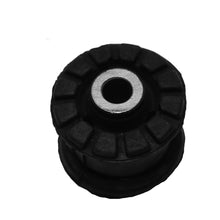 Cargar imagen en el visor de la galería, Buje Horquilla Tread Saver 811407181A - Mi Refacción