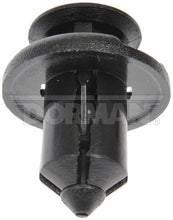 Cargar imagen en el visor de la galería, Retenedor De Parrilla Dorman 963-500D - Mi Refacción