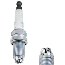 Cargar imagen en el visor de la galería, Bujía Ngk Cobre Bkur6Et-10 - Mi Refacción