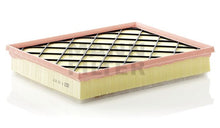 Cargar imagen en el visor de la galería, Filtro Aire Mann-Filter C 33 001