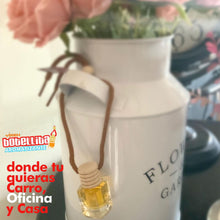 Cargar imagen en el visor de la galería, Aromatizante Botellita Coco - Mi Refacción