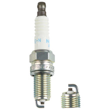 Cargar imagen en el visor de la galería, Bujía Ngk Cobre Dcpr7E - Mi Refacción