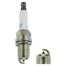 Cargar imagen en el visor de la galería, Bujía Ngk Ifr7X7G - Mi Refacción