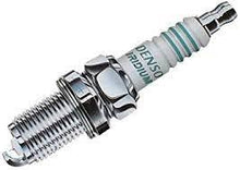 Cargar imagen en el visor de la galería, Bujía Denso Iq20 - Mi Refacción