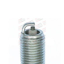 Cargar imagen en el visor de la galería, Bujía Champion Rer8Yc - Mi Refacción