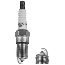 Cargar imagen en el visor de la galería, Bujía Ngk Cobre Tr4 - Mi Refacción