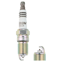Cargar imagen en el visor de la galería, Bujía Ngk Iridio Tr55Ix - Mi Refacción