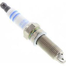Cargar imagen en el visor de la galería, Bujía Bosch Iridio Yr7Sii33U - Mi Refacción