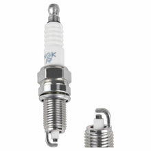 Cargar imagen en el visor de la galería, Bujía Ngk Zkr7B-10 - Mi Refacción